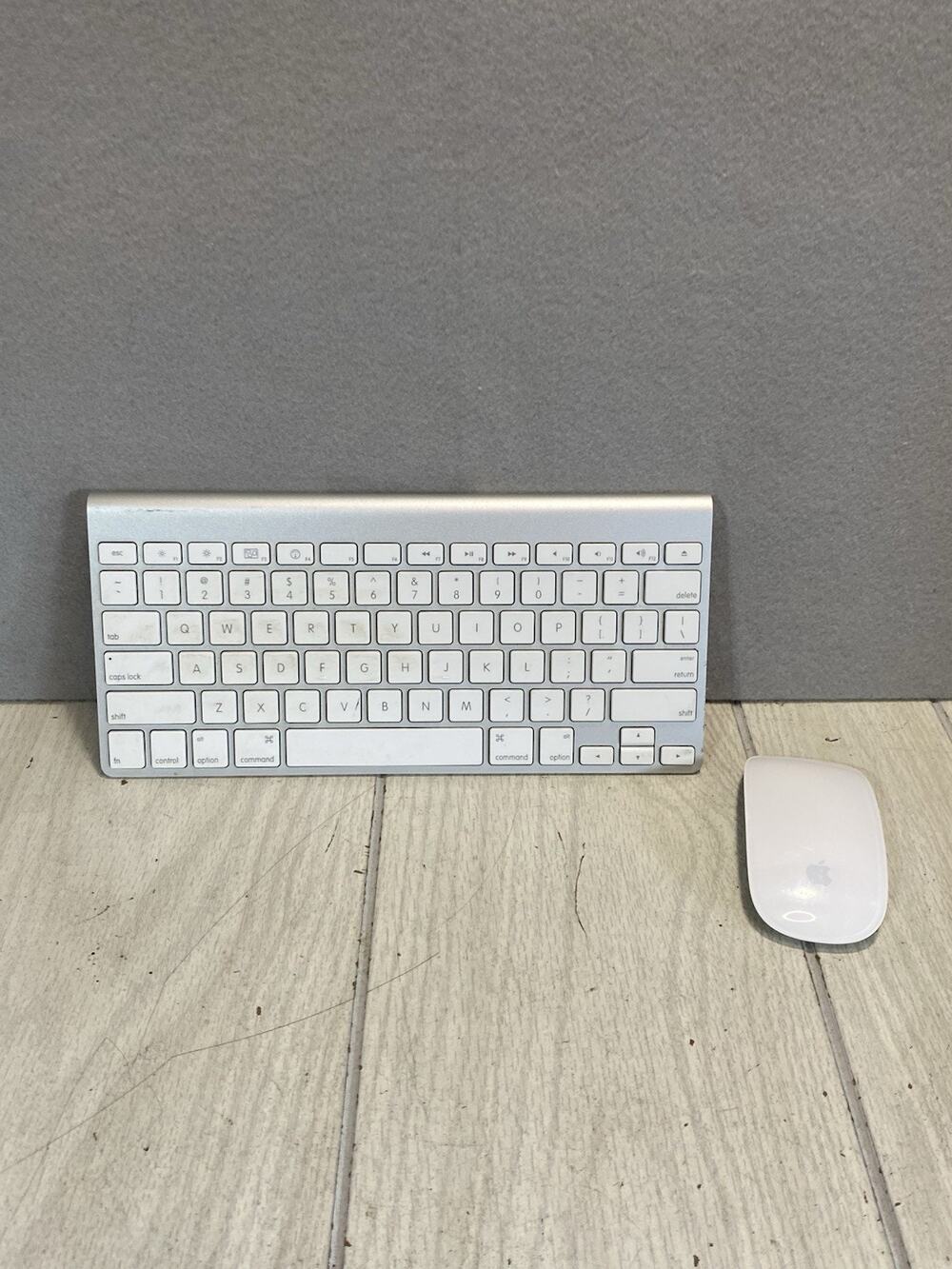 Apple Wireless Keyboard A1314 & Magic Mouse A1296 Bluetooth Bundle Untested